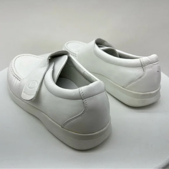 Propet Sneakers Oxfords Comfort Shoes Pucker Moc Walker One Strap White Leather - Picture 8 of 13